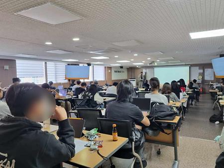  학생상담센터에서 진행한 심너지(한의예과) 활동 사진입니다.  참여해주셔서 감사합니다 :-)
